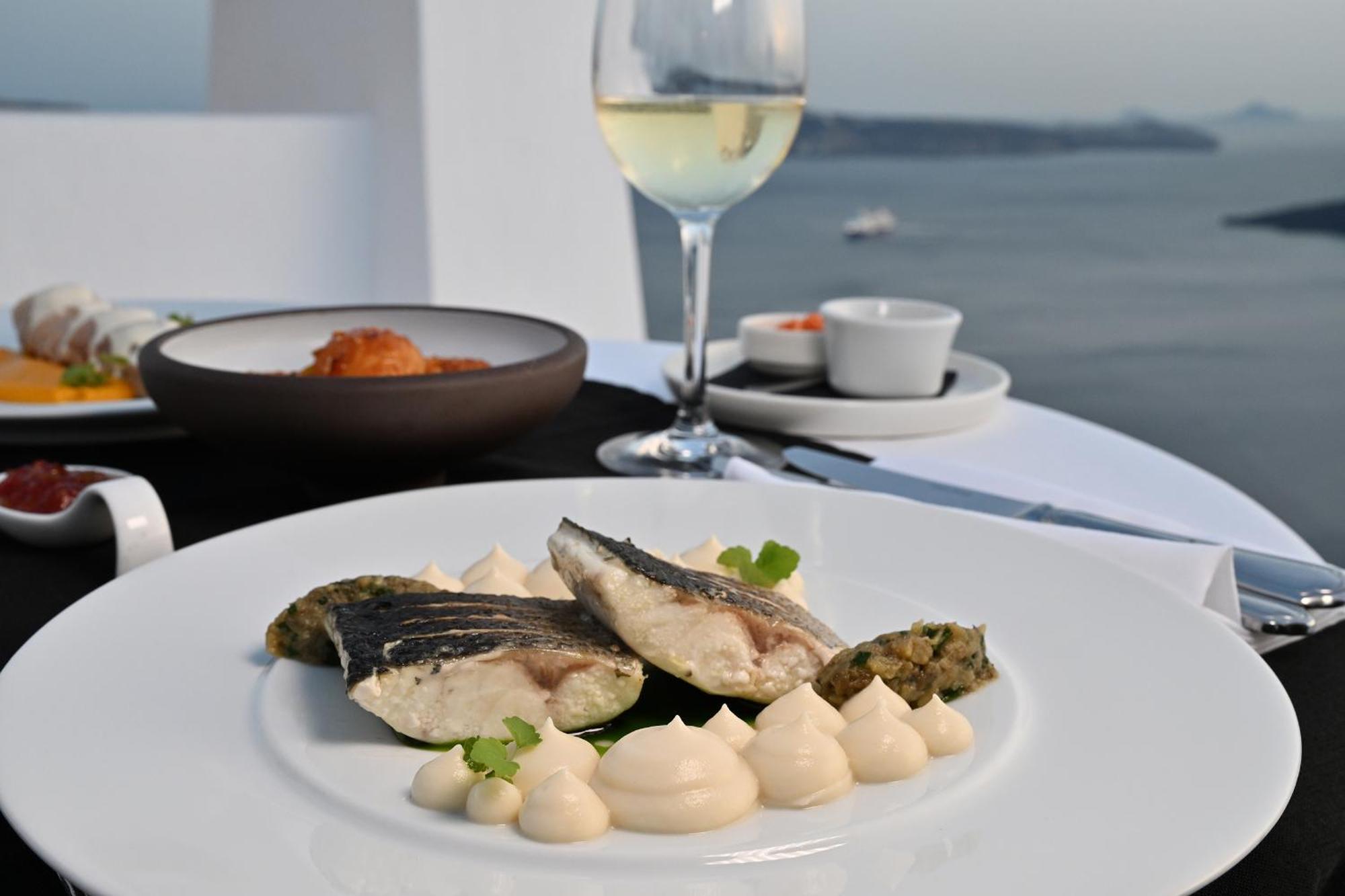 Aigialos Luxury Traditional Settlement Fira  Exterior foto